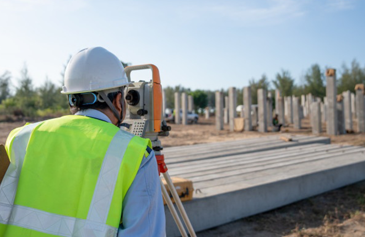 Topografía para obras de construcción con replanteo, nivelación y control topográfico de proyectos civiles